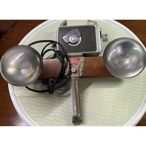 Vintage Kodak Brownie Automatic Movie Camera F/2.3 w/2-Lamp Movie Lights Untestd